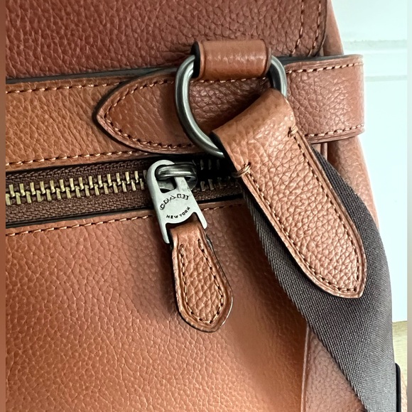 COACH Leather Portfolio Briefcase 15.5 x 12 x 4” - great condition! - Picture 10 of 12